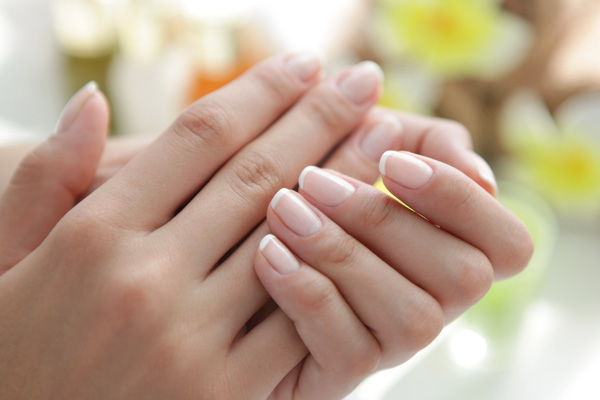 Main et ongles